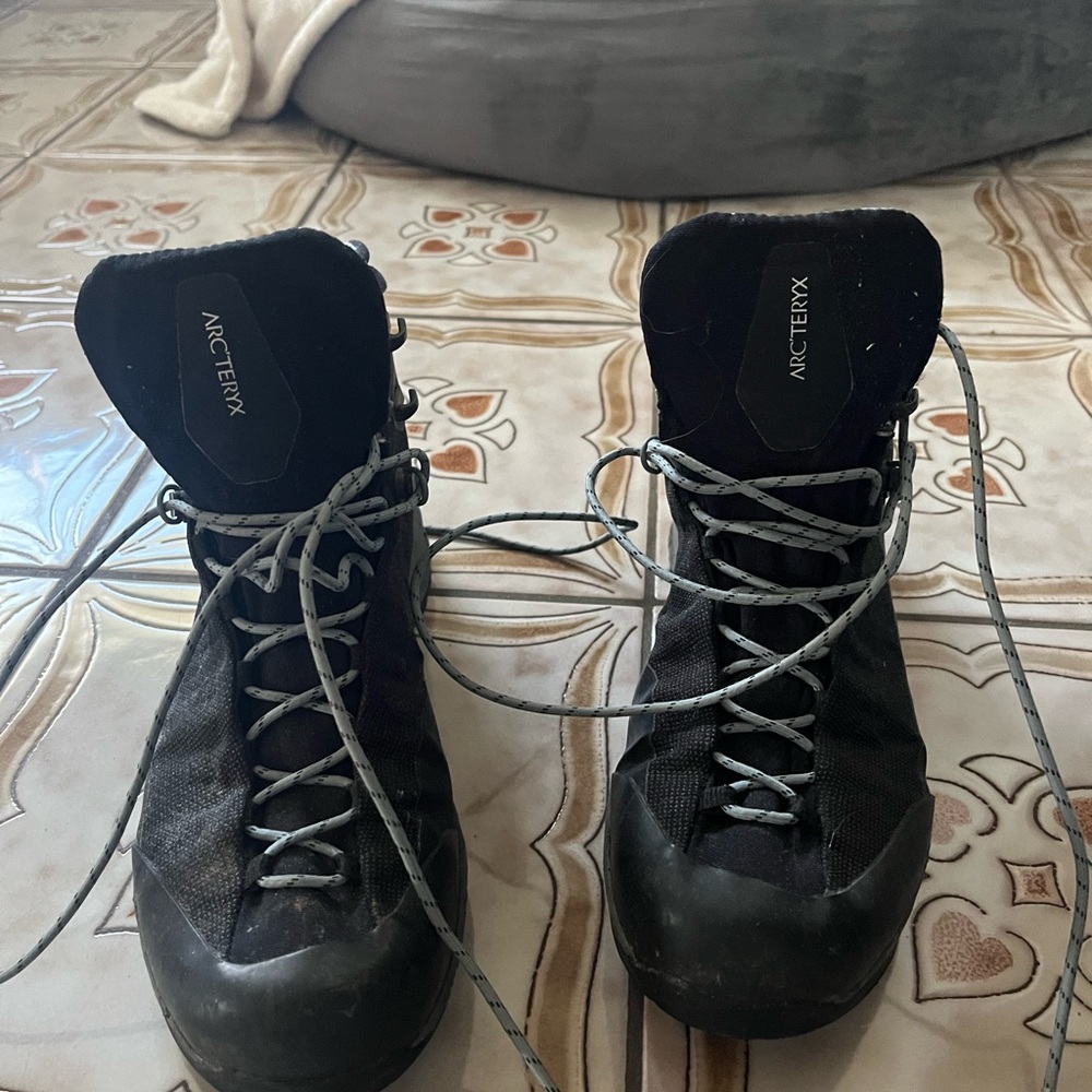 Arc’teryx Acrux TR GTX Hiking Boots